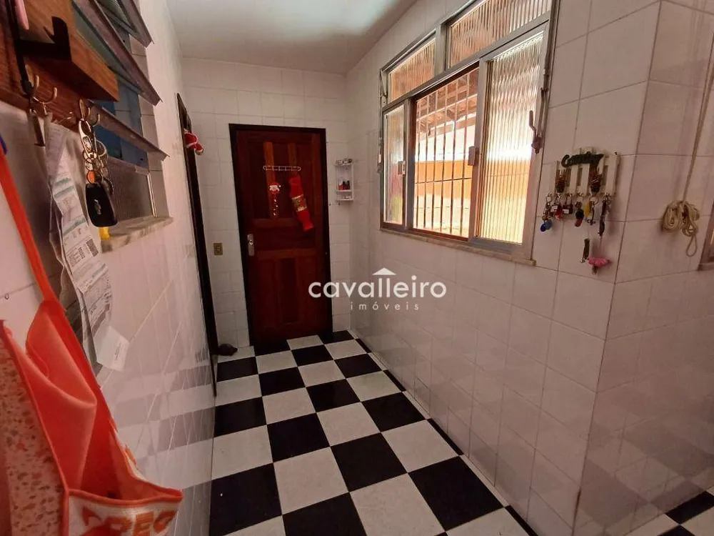 Casa, 4 quartos, 330 m² - Foto 17
