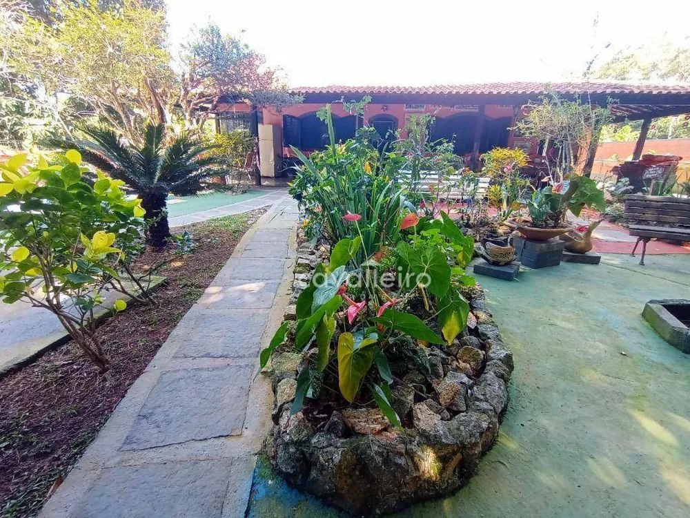 Casa, 3 quartos, 178 m² - Foto 1