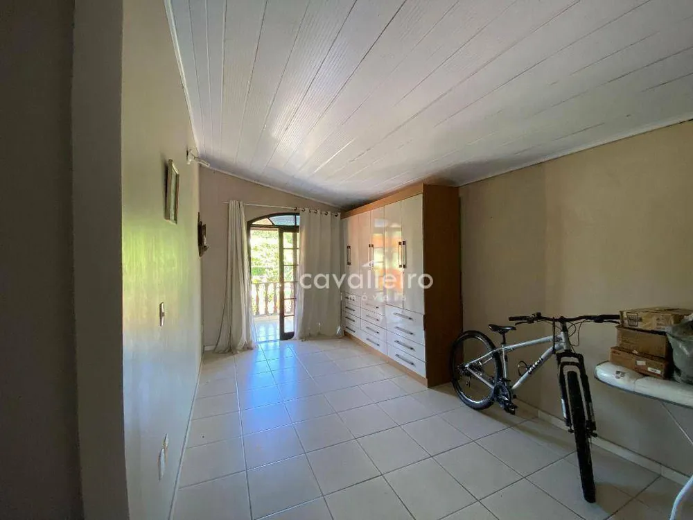 Casa, 6 quartos, 242 m² - Foto 17