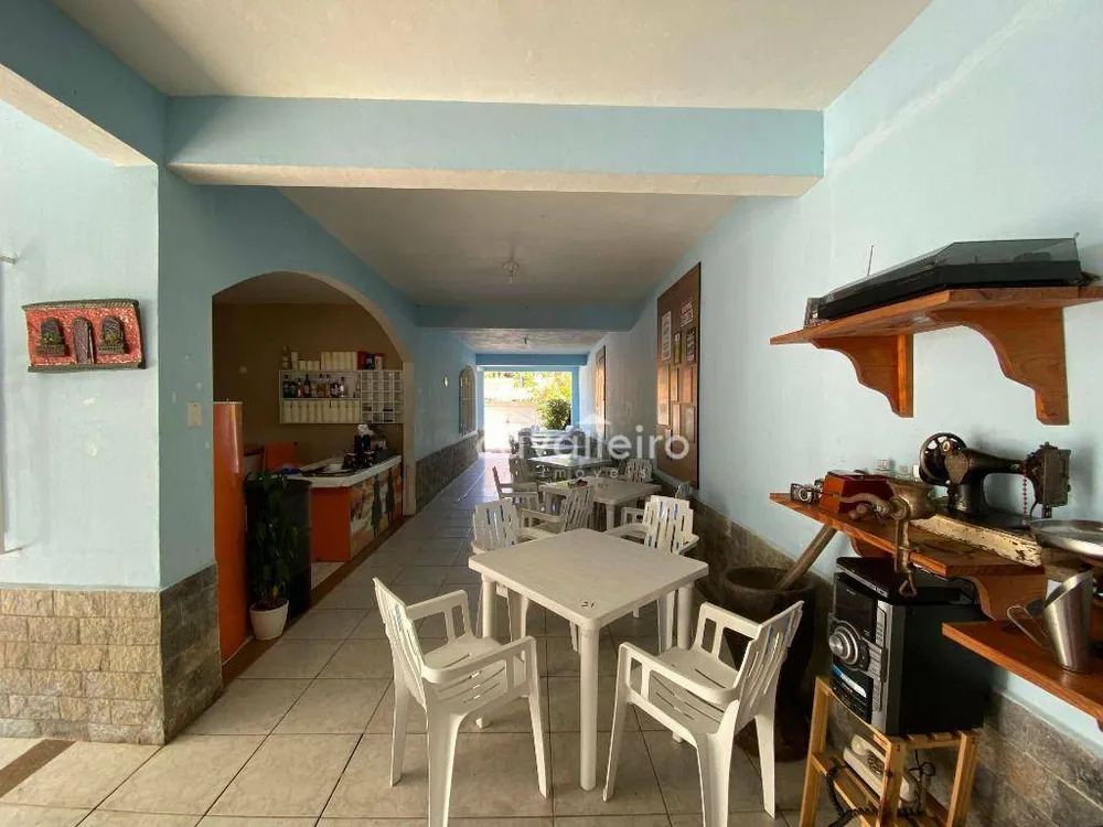 Casa, 6 quartos, 242 m² - Foto 3