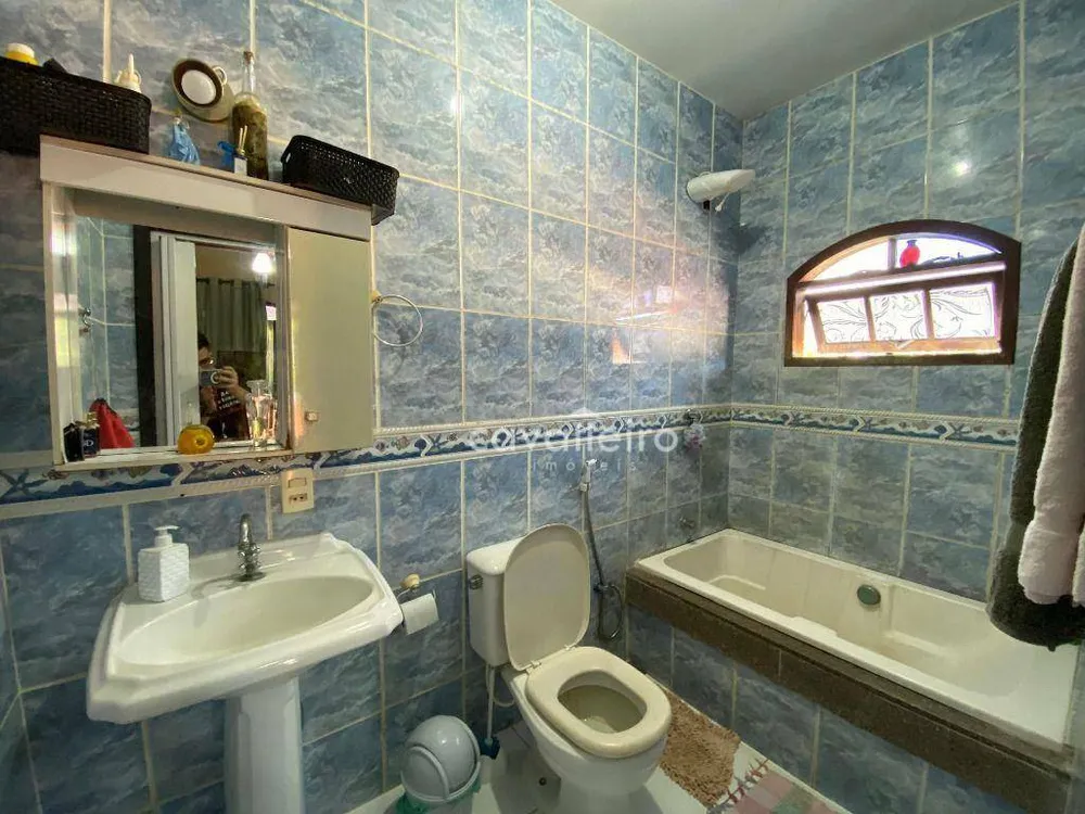 Casa, 6 quartos, 242 m² - Foto 21