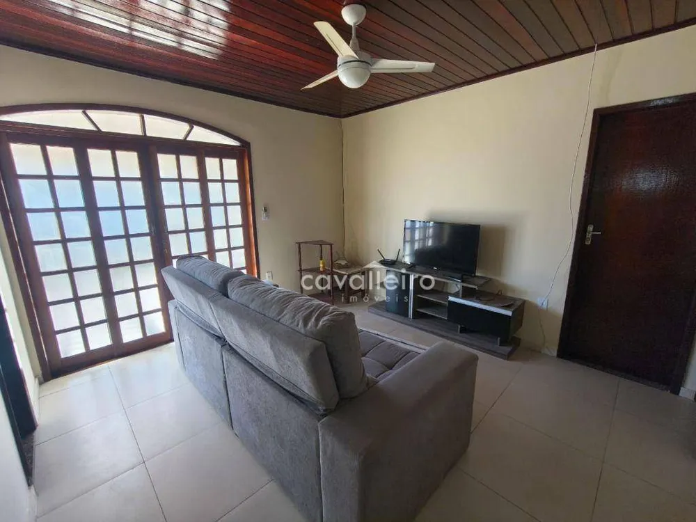 Casa, 3 quartos, 210 m² - Foto 12