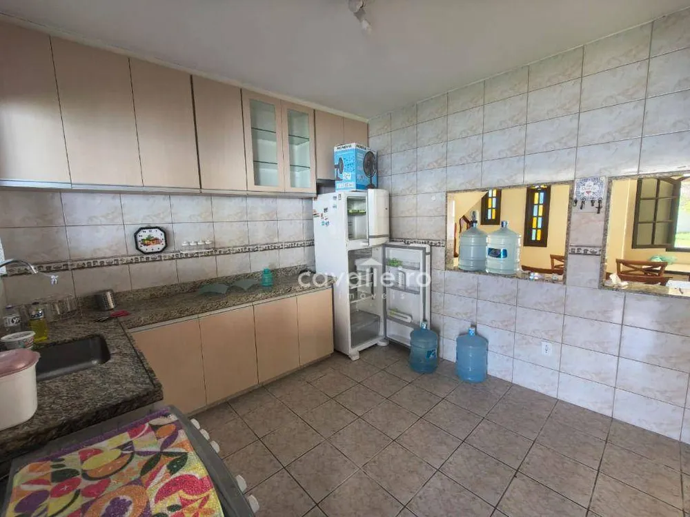 Casa, 3 quartos, 210 m² - Foto 6
