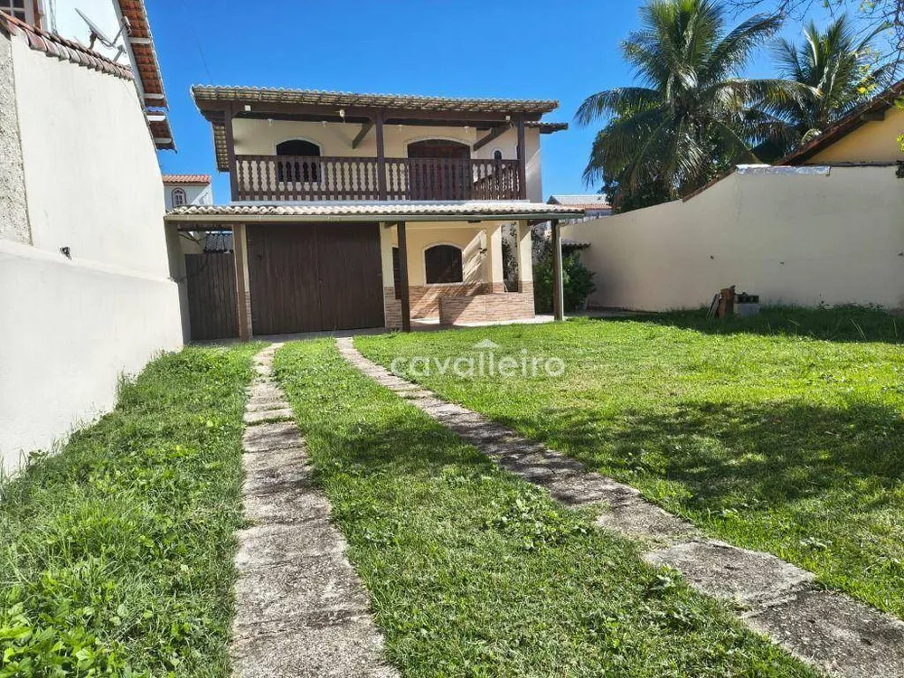 Casa, 3 quartos, 210 m² - Foto 1