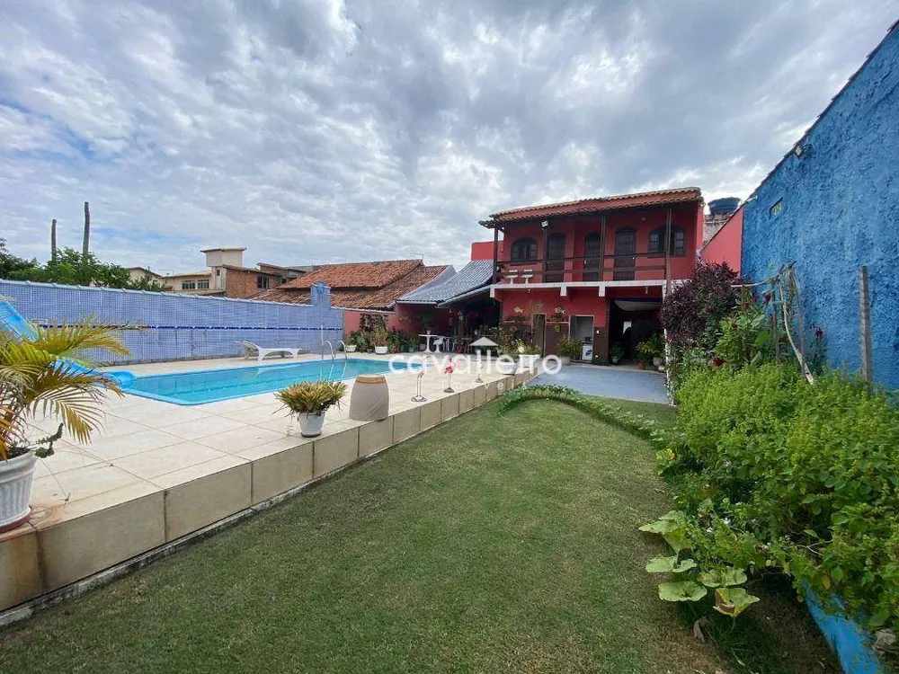 Casa, 5 quartos, 345 m² - Foto 1
