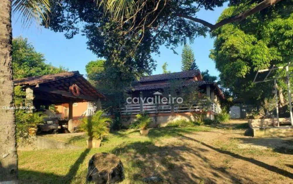 Chácara, 3 quartos, 2224 m² - Foto 2