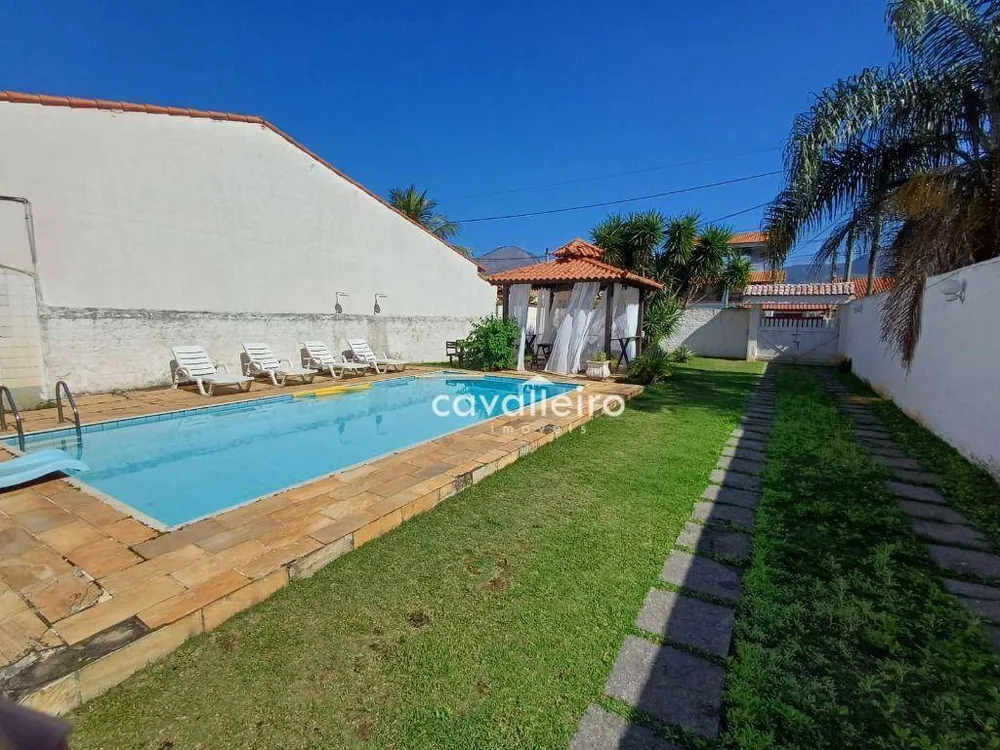Casa, 4 quartos, 270 m² - Foto 14