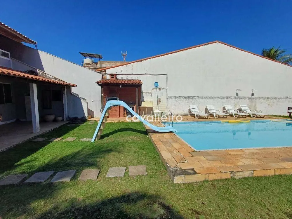 Casa, 4 quartos, 270 m² - Foto 8
