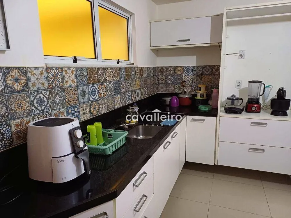Casa, 4 quartos, 270 m² - Foto 13