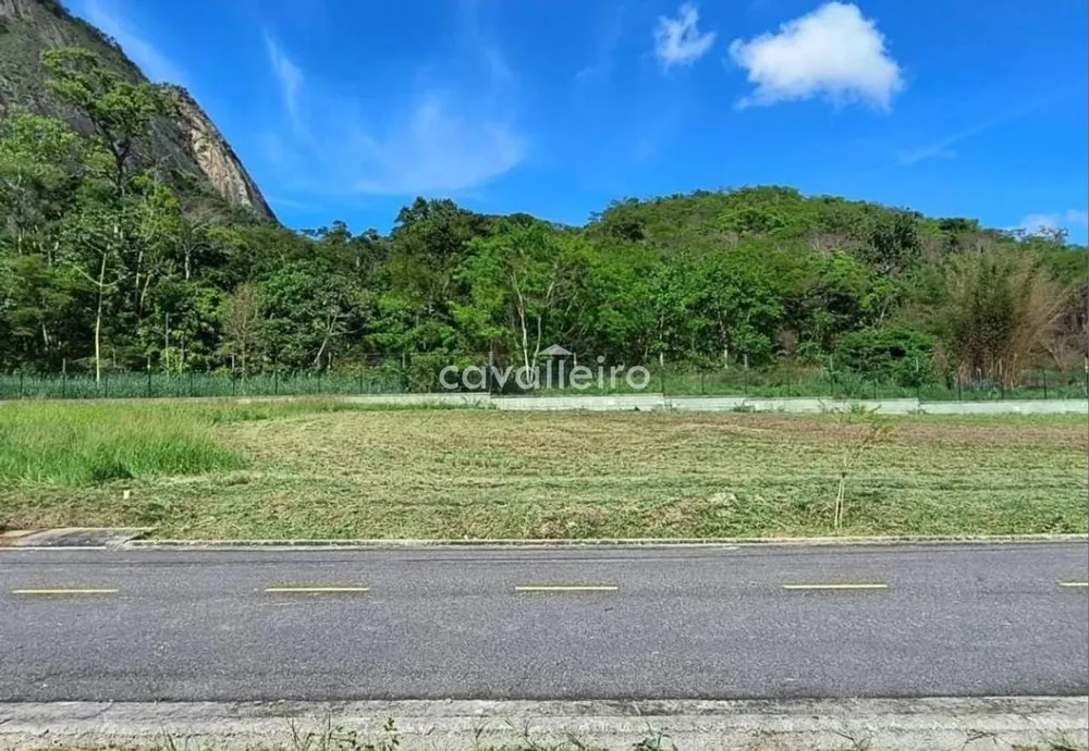 Loteamento e Condomínio, 360 m² - Foto 1