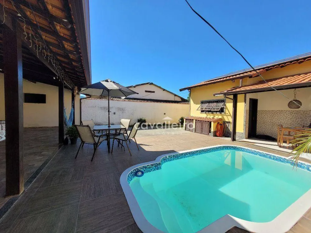 Casa, 3 quartos, 180 m² - Foto 1