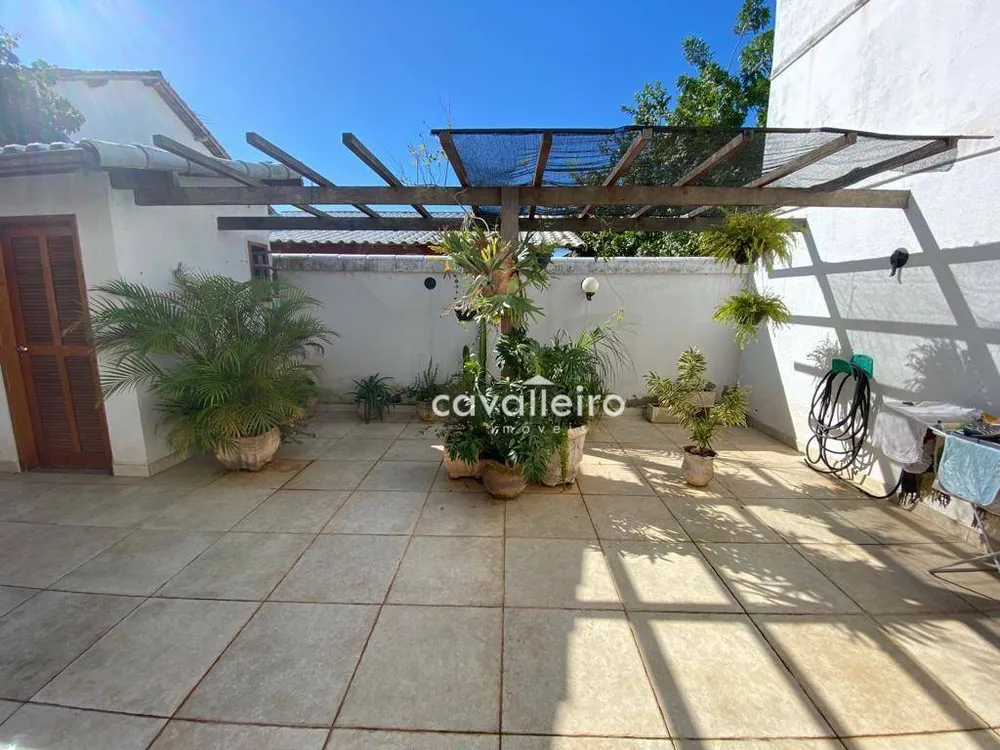 Casa, 3 quartos, 217 m² - Foto 52