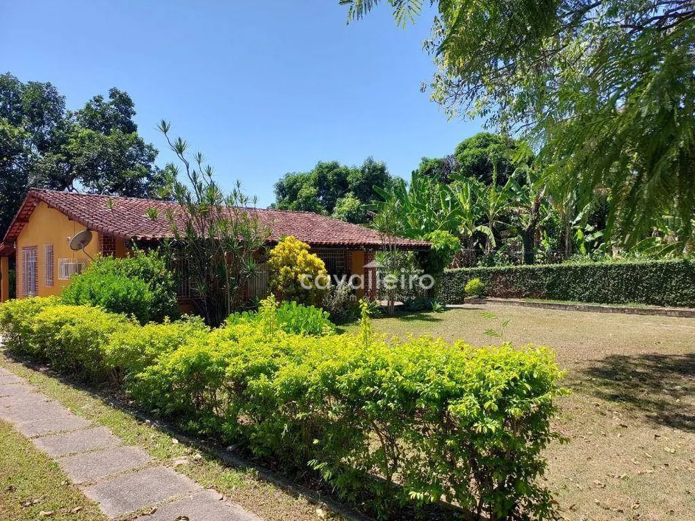 Casa, 3 quartos, 241 m² - Foto 4