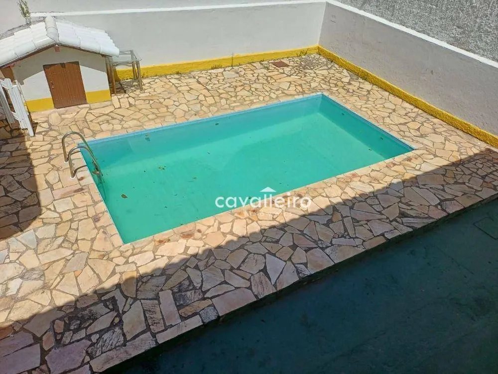 Casa, 4 quartos, 215 m² - Foto 5