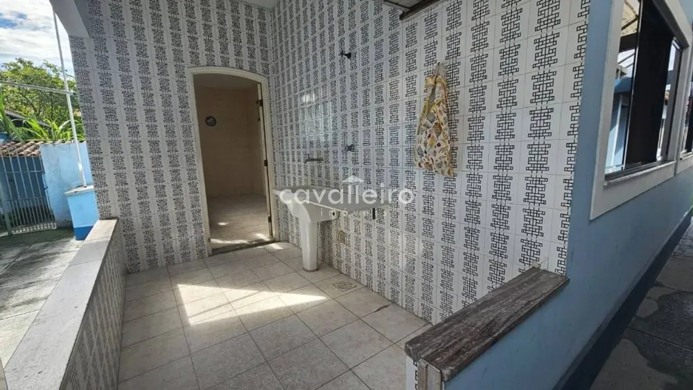 Casa, 6 quartos, 250 m² - Foto 14
