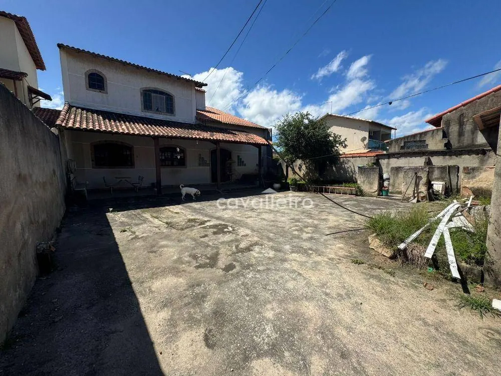 Casa, 5 quartos, 350 m² - Foto 1