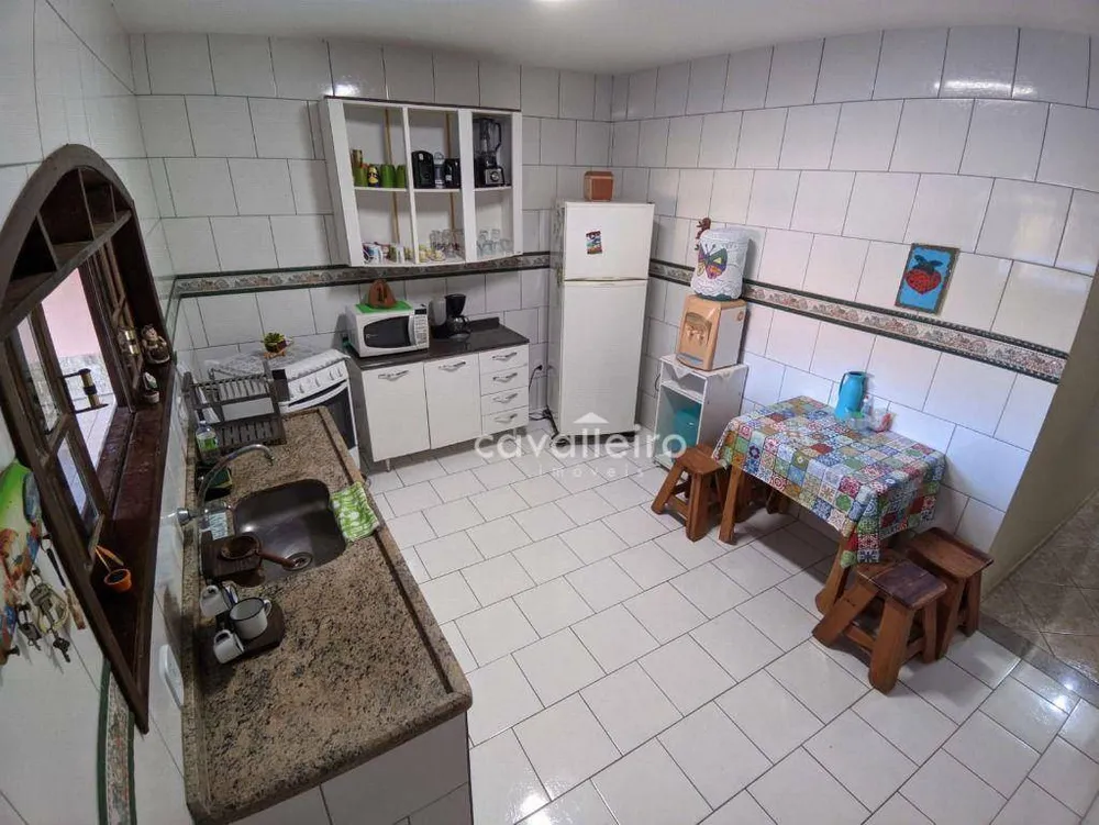 Casa, 3 quartos, 248 m² - Foto 10