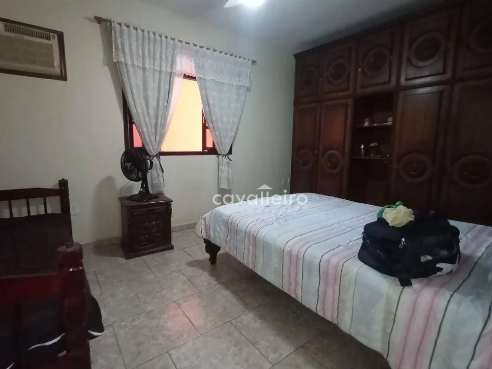 Casa, 3 quartos, 248 m² - Foto 19