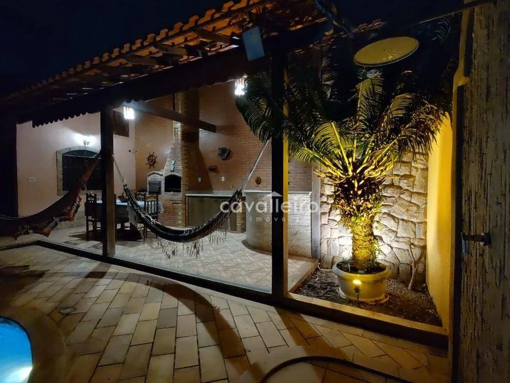 Casa, 3 quartos, 248 m² - Foto 25