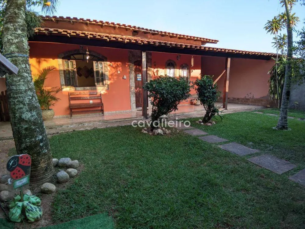 Casa, 3 quartos, 248 m² - Foto 1