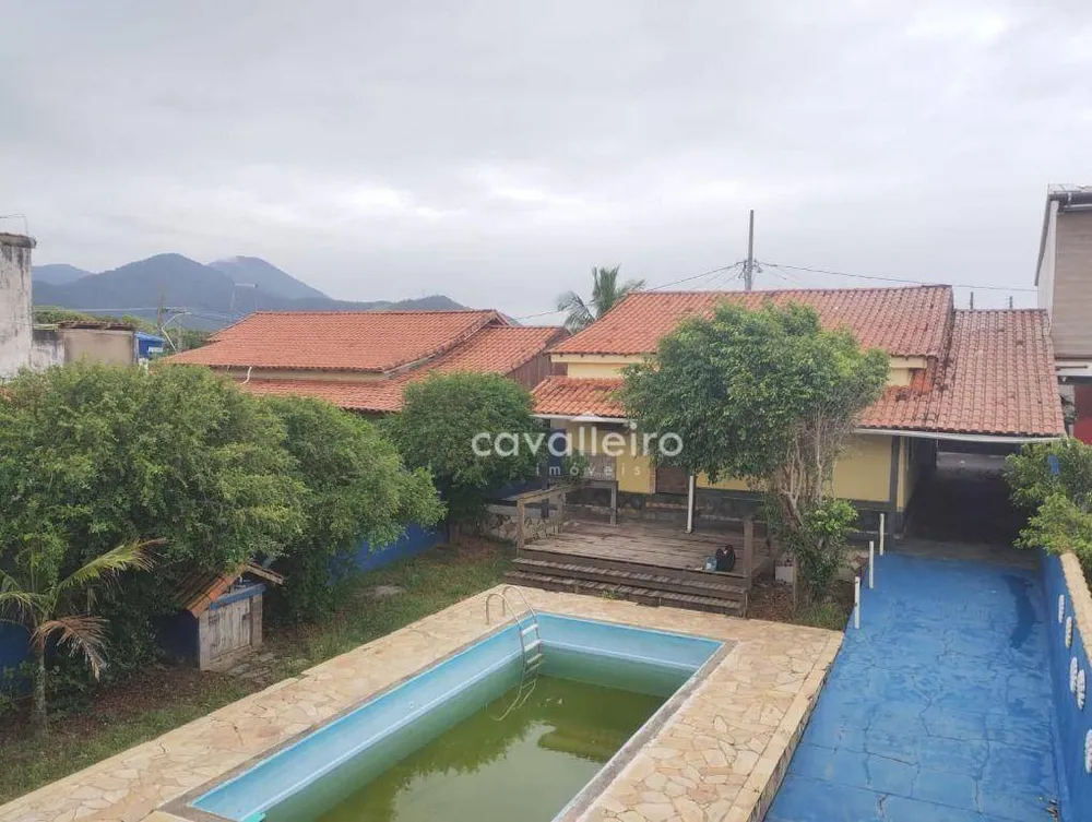 Casa, 4 quartos, 112 m² - Foto 1