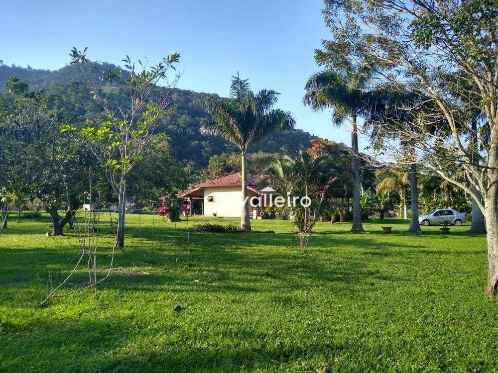 Chácara, 4 quartos, 4146 m² - Foto 9