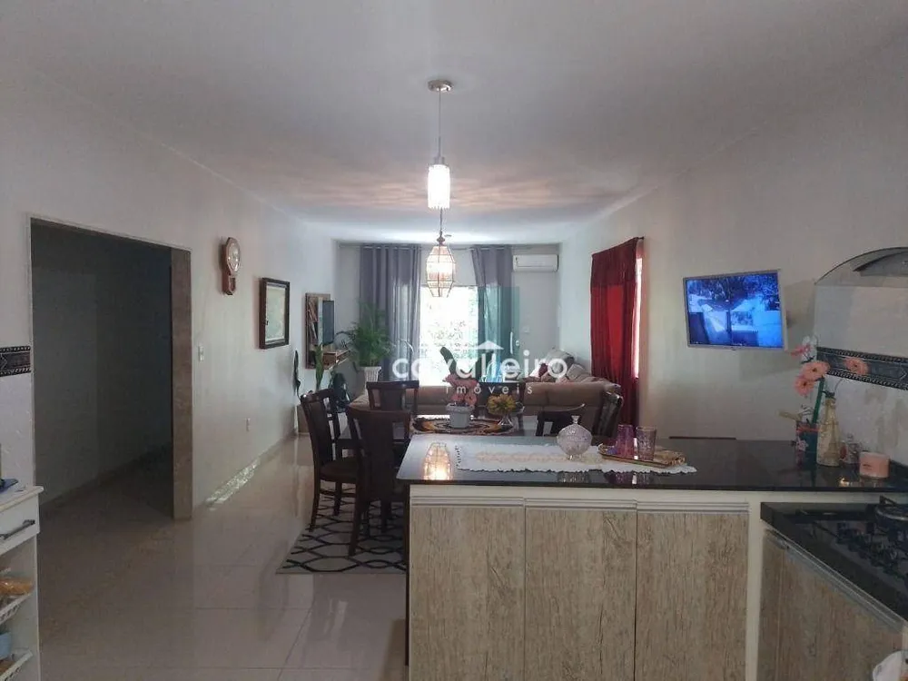Casa, 6 quartos, 306 m² - Foto 7