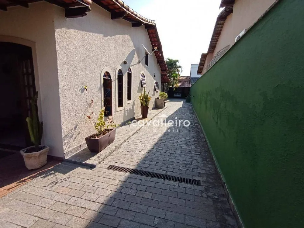 Casa, 4 quartos, 275 m² - Foto 29