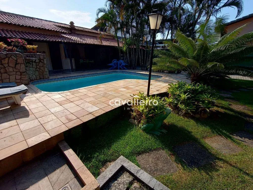 Casa, 4 quartos, 275 m² - Foto 33