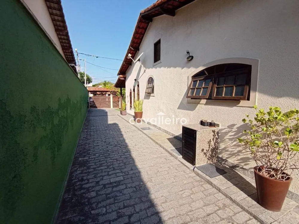 Casa, 4 quartos, 275 m² - Foto 34
