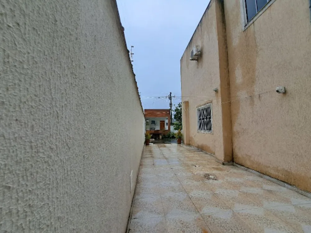 Casa, 4 quartos, 250 m² - Foto 9