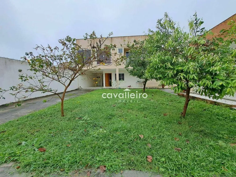 Casa, 4 quartos, 250 m² - Foto 1