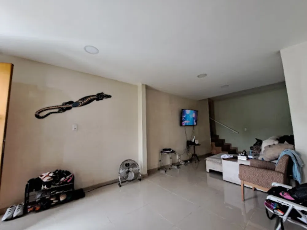 Casa, 4 quartos, 250 m² - Foto 2