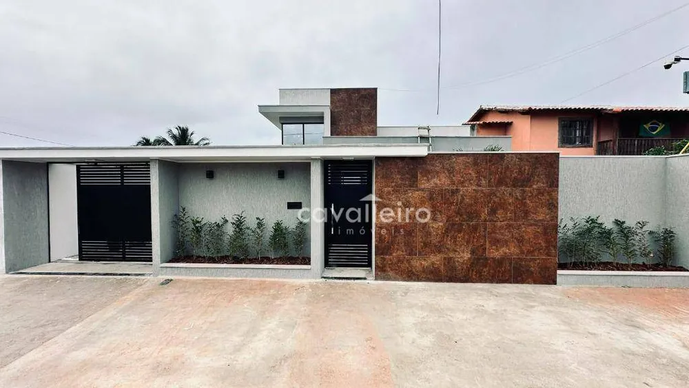 Casa, 4 quartos, 143 m² - Foto 1