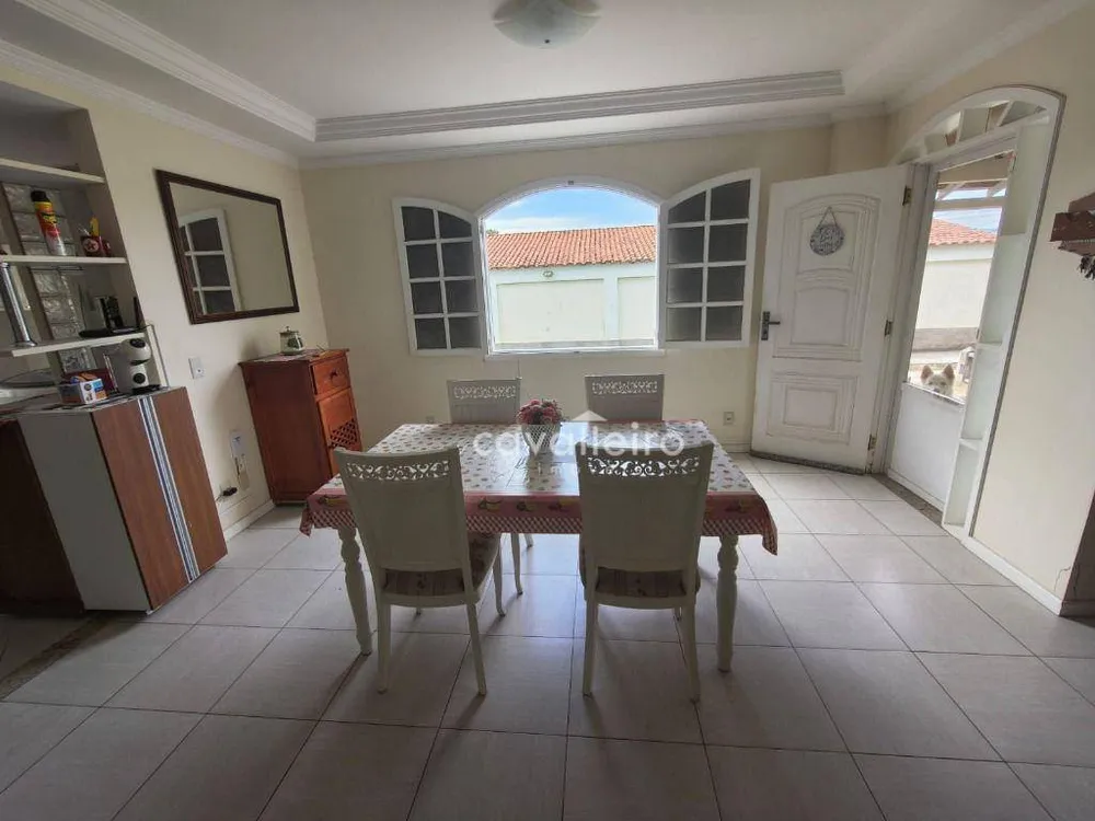 Casa, 4 quartos, 217 m² - Foto 6