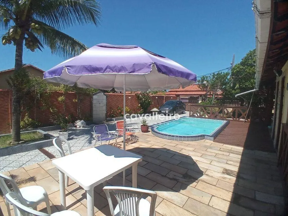 Casa, 4 quartos, 200 m² - Foto 1
