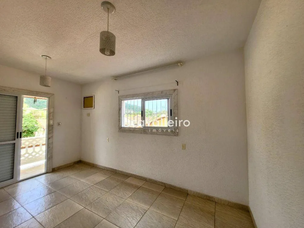 Casa, 3 quartos, 190 m² - Foto 32