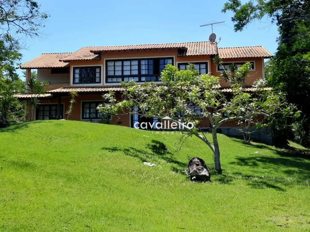 Casa, 4 quartos, 264 m² - Foto 1