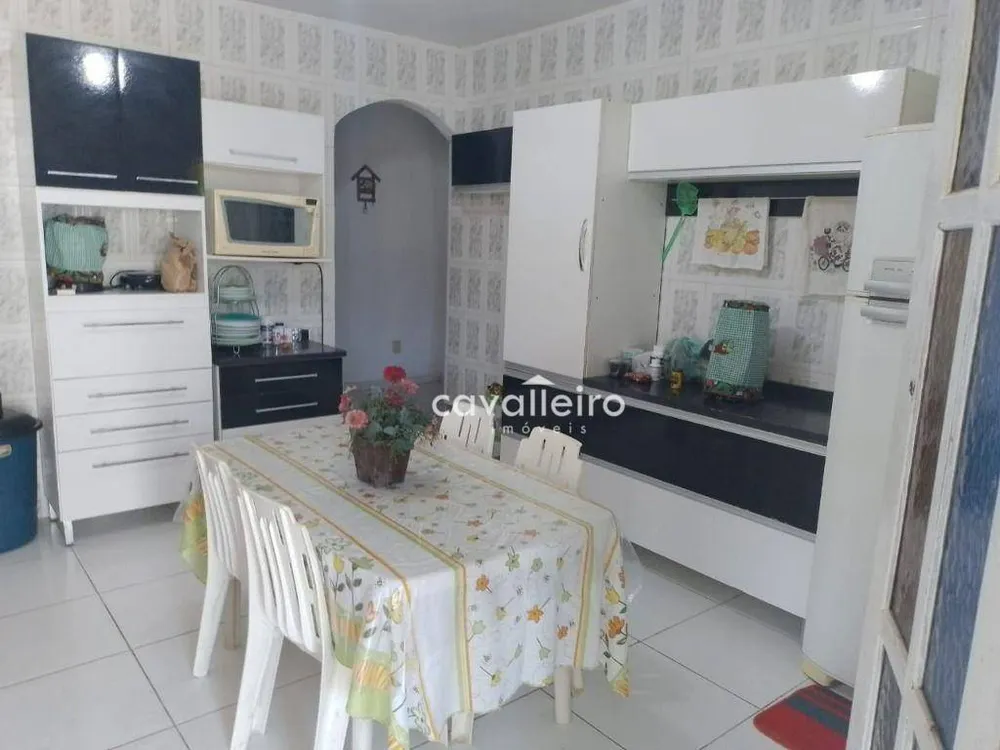 Casa, 6 quartos, 205 m² - Foto 11