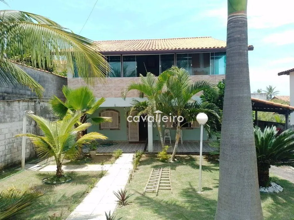 Casa, 6 quartos, 205 m² - Foto 1