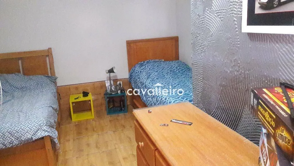 Casa, 3 quartos, 230 m² - Foto 13