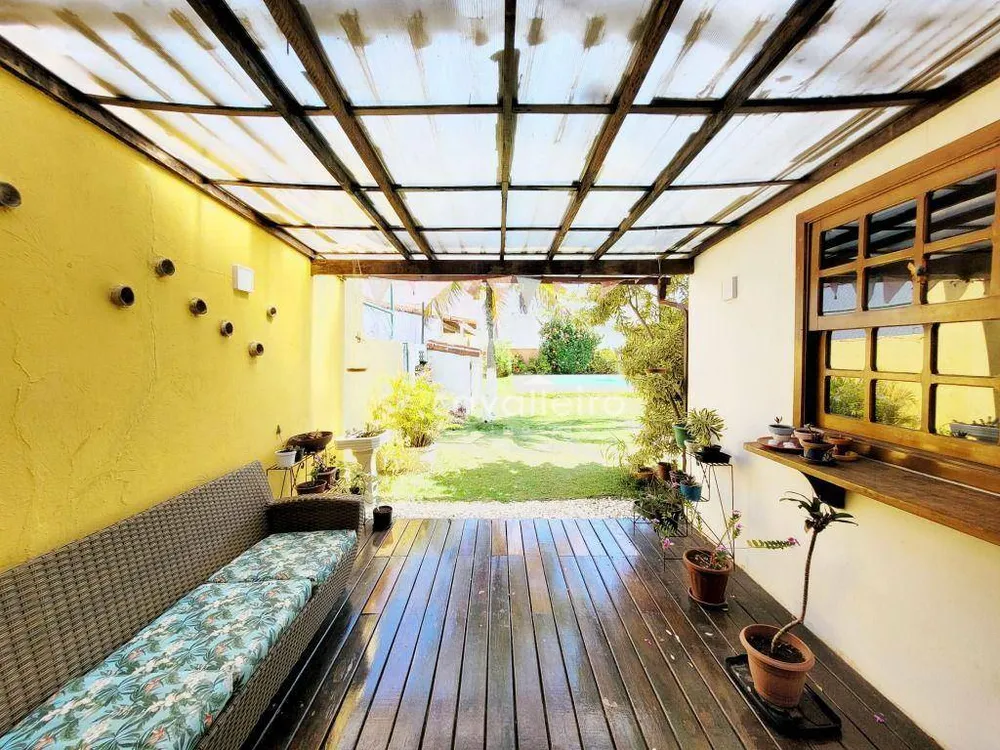 Casa, 6 quartos, 300 m² - Foto 2