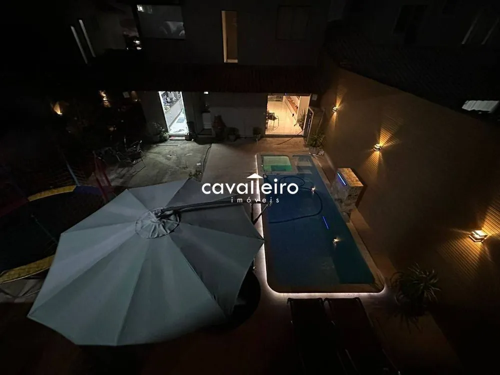 Casa, 6 quartos, 200 m² - Foto 20