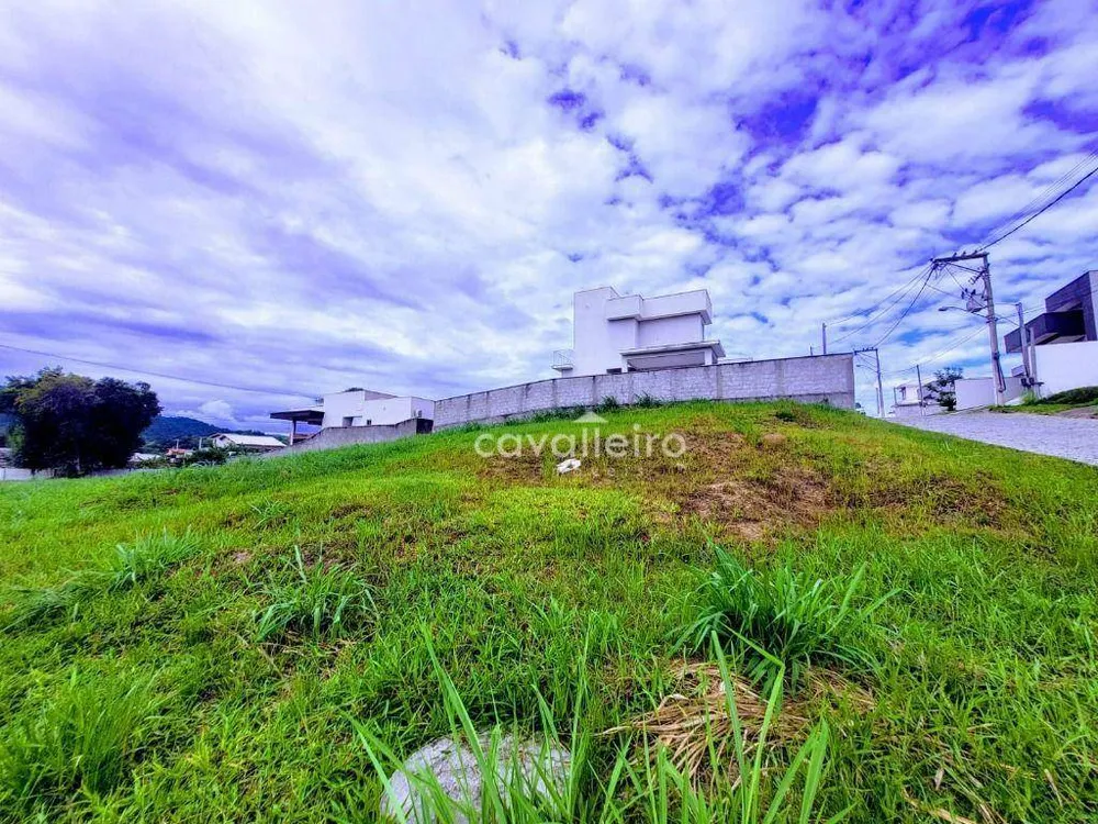 Loteamento e Condomínio, 240 m² - Foto 1