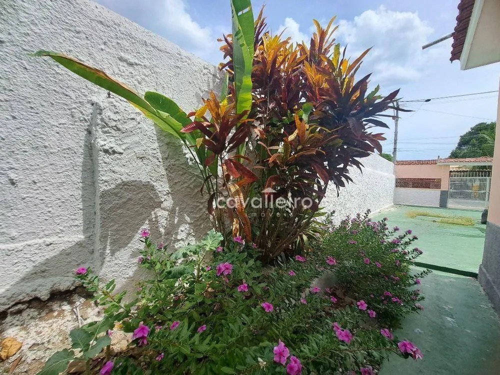 Casa, 7 quartos, 235 m² - Foto 33