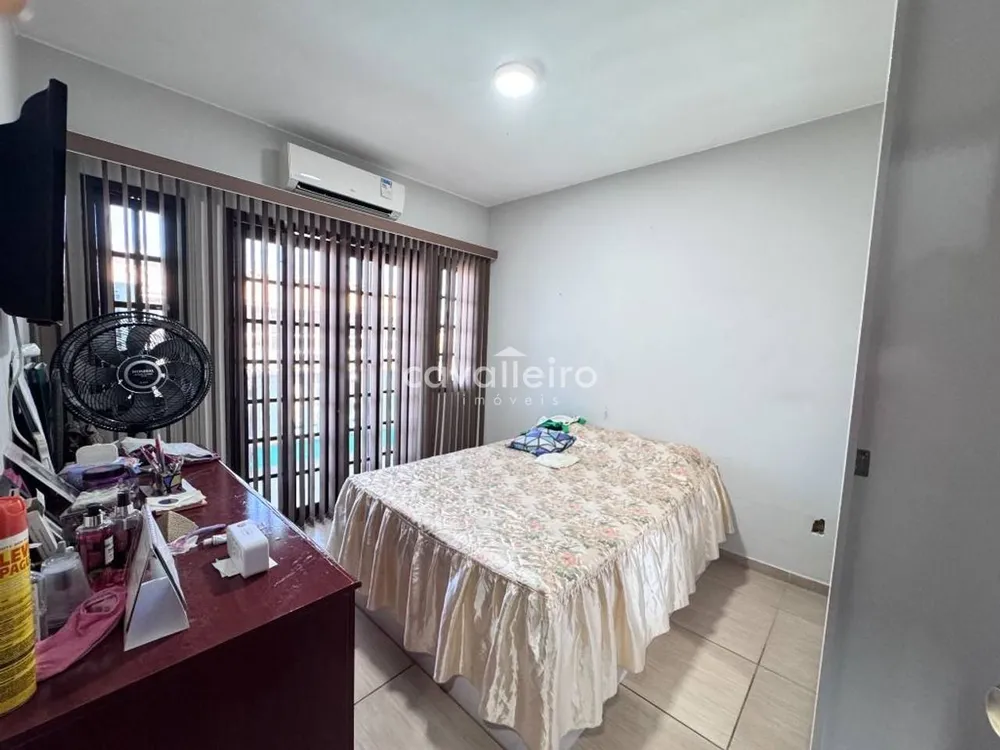 Casa, 5 quartos, 200 m² - Foto 28