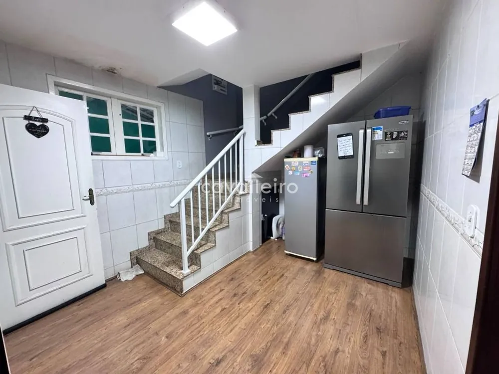 Casa, 5 quartos, 200 m² - Foto 9