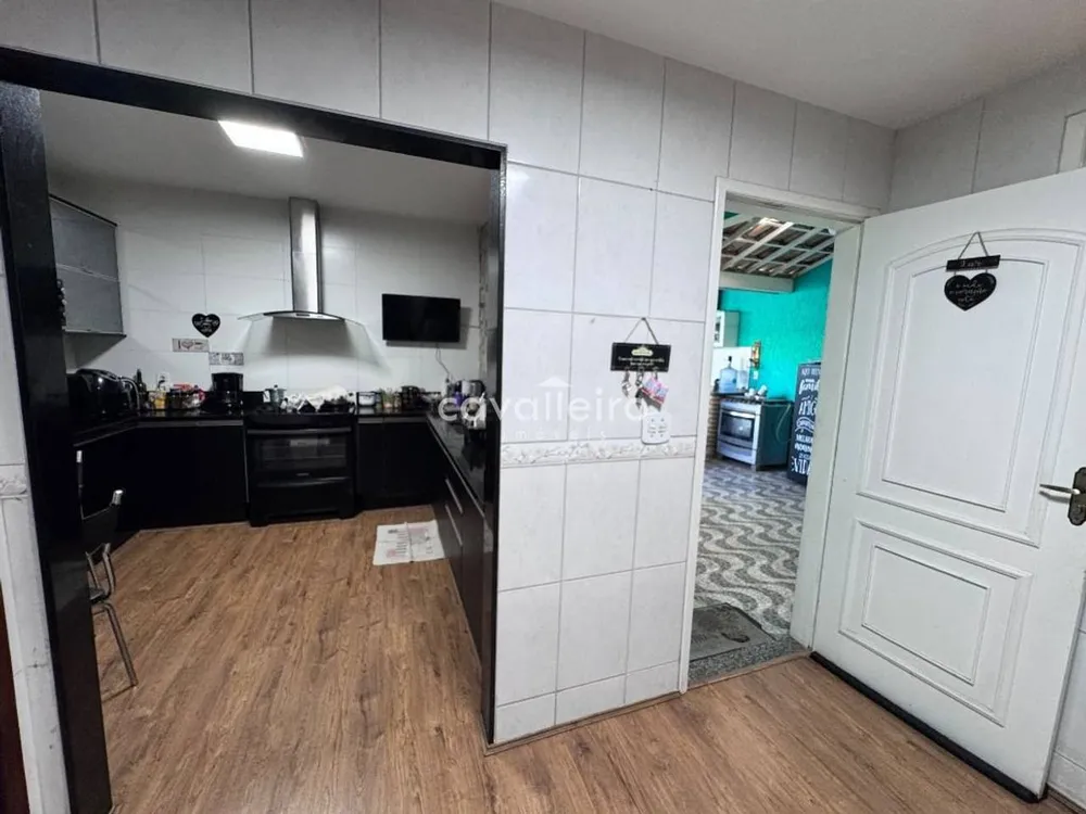 Casa, 5 quartos, 200 m² - Foto 17