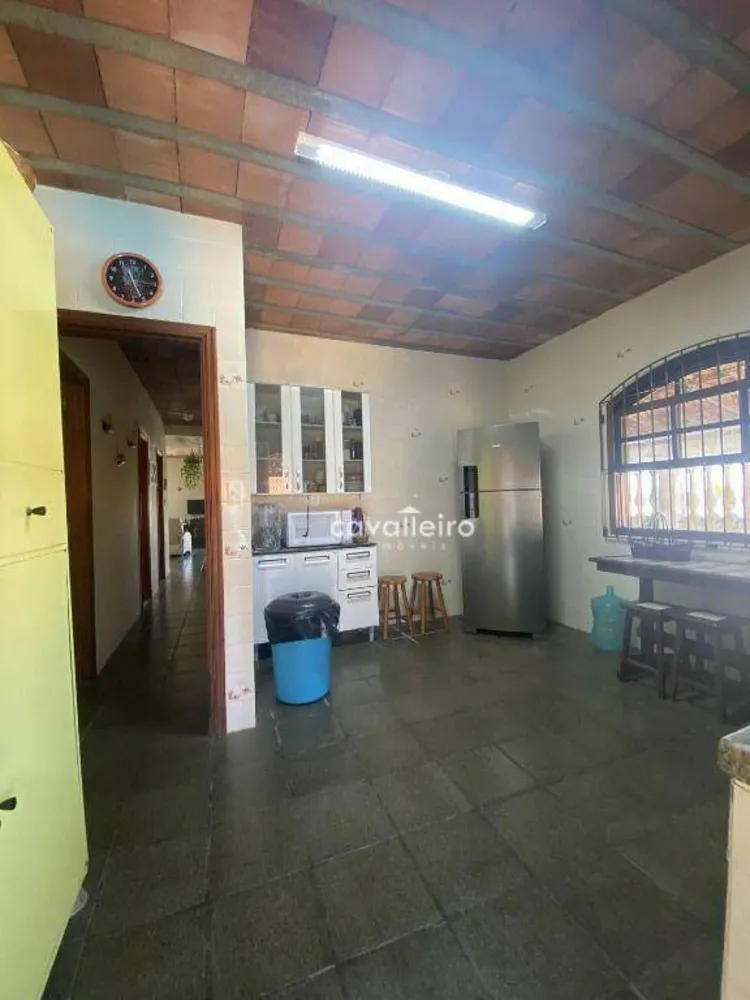 Casa, 3 quartos, 230 m² - Foto 3