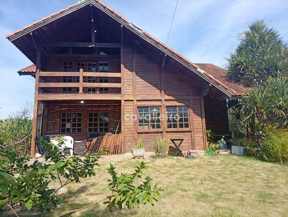 Chácara, 4 quartos, 9918 m² - Foto 1